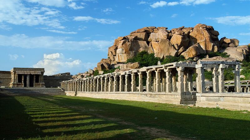 191203-Houlis-Hampi-India_s-Lost-Temple_City-temple-embed1_eopbdr