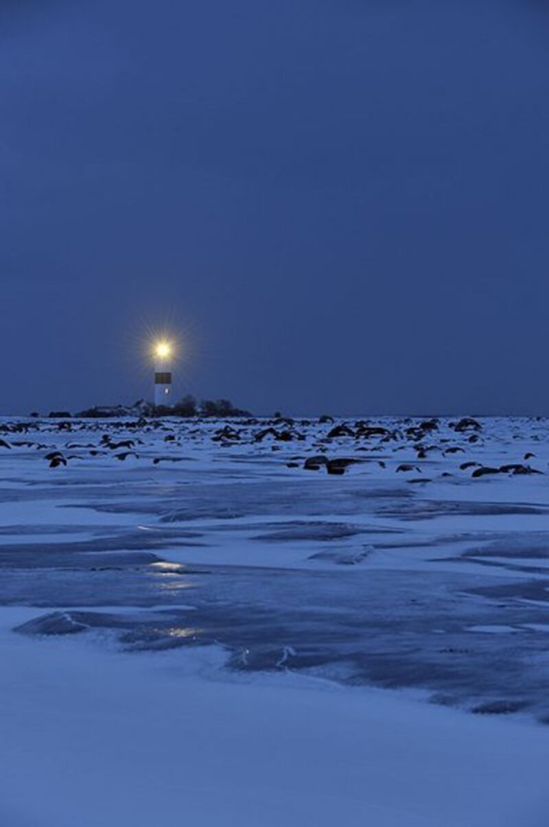 galleries/2014/03/08/picture-perfect-lighthouses-in-winter-photos/cnt-ligthhouse-winter-9_x2enab