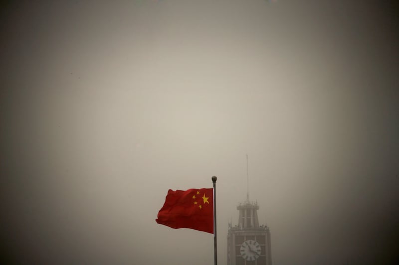 galleries/2014/02/27/smog-vortex-takes-over-beijing-photos/140226-china-smog3_ti0p6b