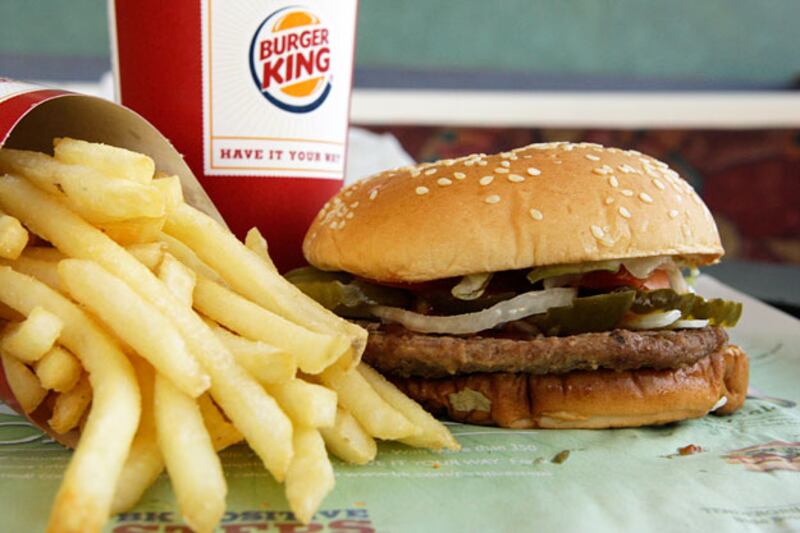 galleries/2010/08/25/healthiest-burgers/healthiest-burgers---burger-king-whopper_moqpb7