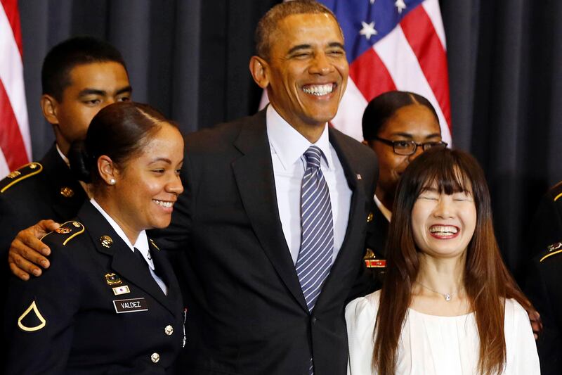 articles/2014/04/25/obama-s-deportation-catch-22/140425-obama-seoul-citizens-tease_pe74bb