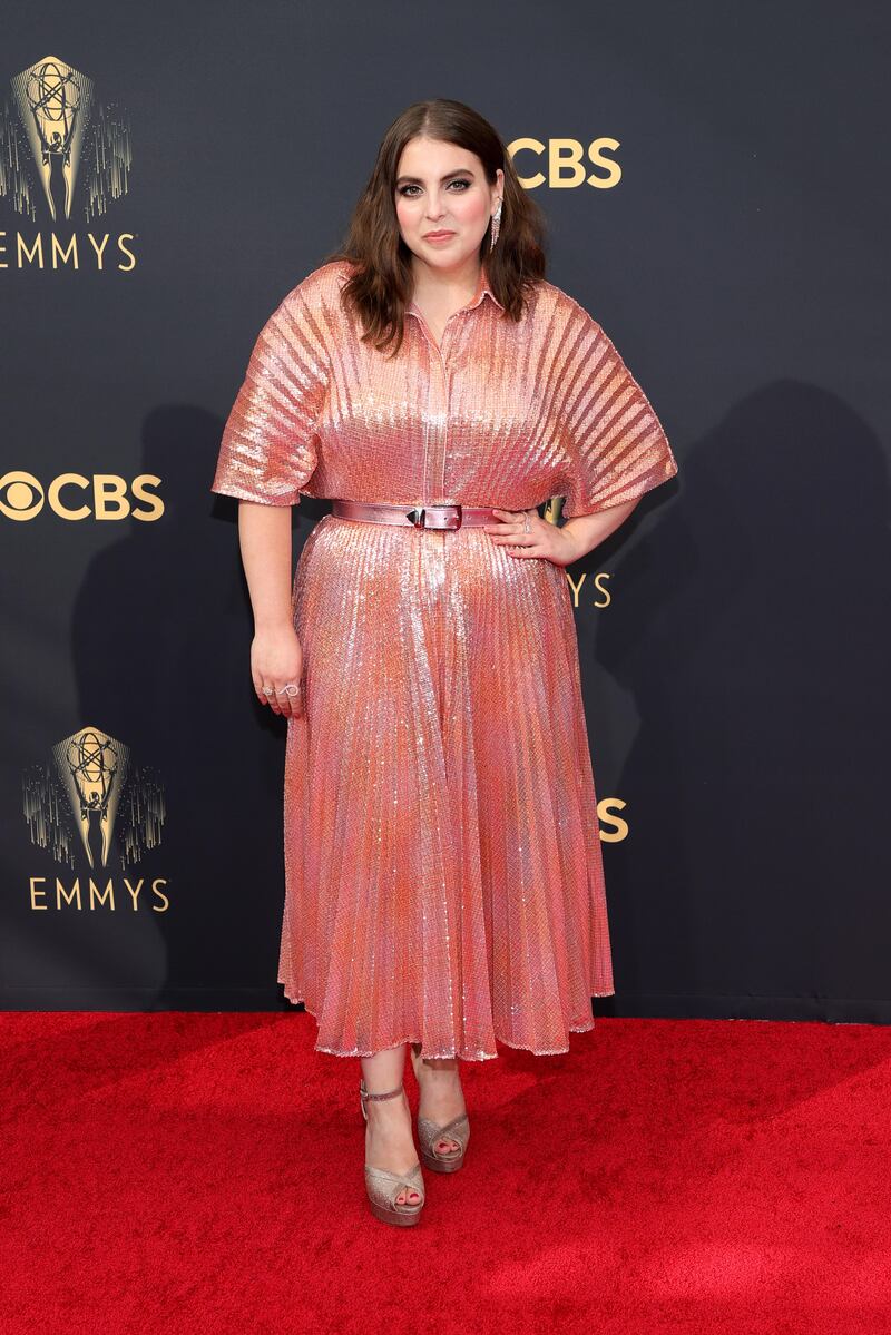 210919-emmys-Beanie-Feldstein_xhpbfo