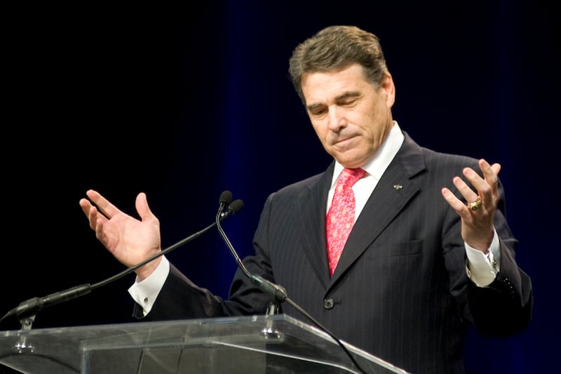 articles/2011/10/12/exclusive-the-catholic-league-calls-on-rick-perry-to-cut-ties-with-robert-jeffress/perry-religion-barrett_eh1wm8