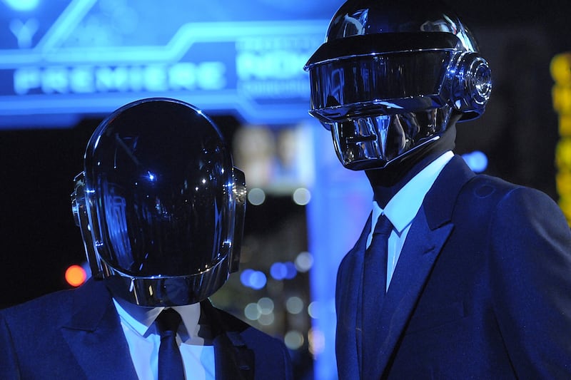 articles/2013/06/06/daft-punk-mystery-solved/130606-daft-punk-tease_o4sipw