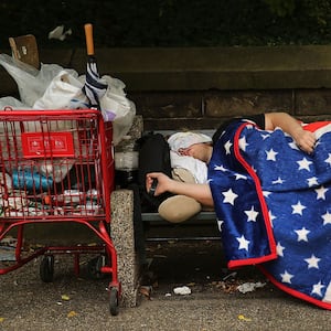 211129-america-homeless-hero_idclxw