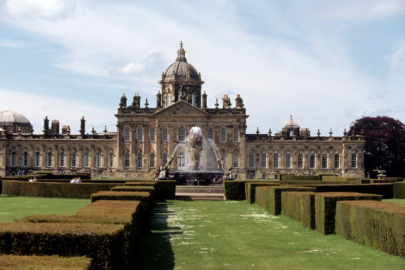 galleries/2013/01/27/the-other-downton-abbeys-nine-illustrious-houses-in-fiction-photos/dowton-abbey-houses-brideshead-revisted_jlk9tb