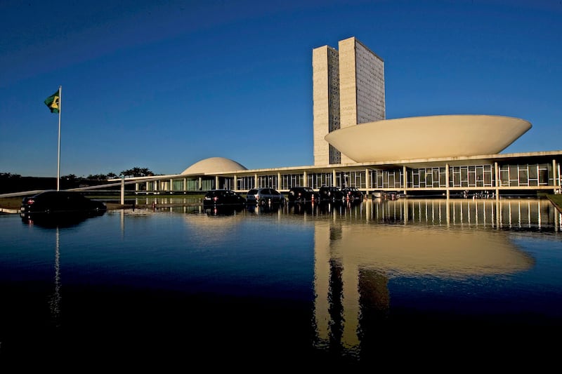 galleries/2012/12/07/the-life-and-work-of-brazilian-architect-oscar-niemeyer-photos/niemeyer-national-congress-brasilia_zqowvu