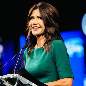 220205-Lawrence-Noem-battling-Republicans-tease_bg4yx3