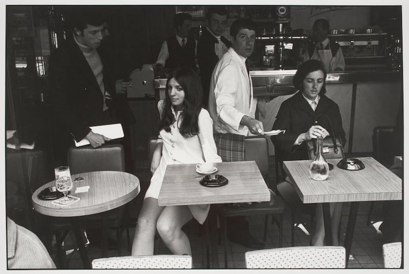 galleries/2013/08/10/garry-winogrands-women-are-beautiful-photos/winogrand-women-11_mkin5m