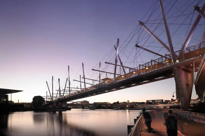 galleries/2013/10/12/made-for-walking-the-world-s-most-aesthetic-footbridges-photos/footbridges-brisbane_bomuer