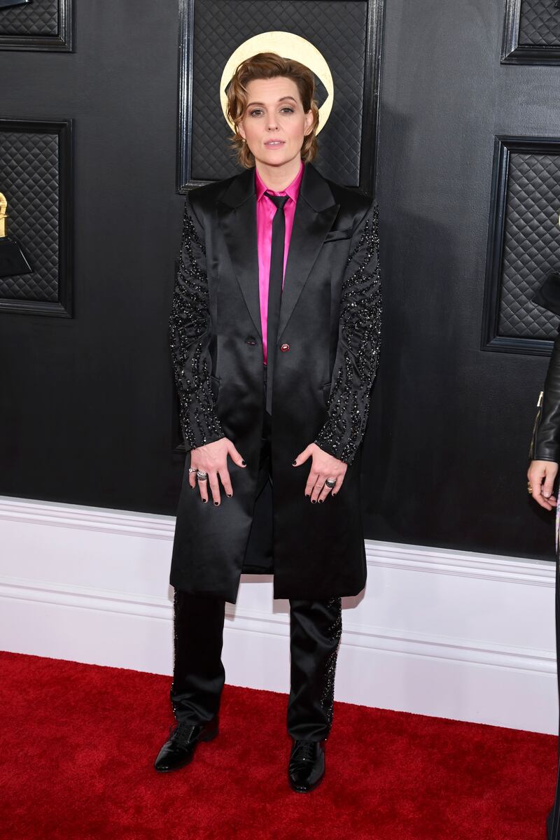 230205-grammys-red-carpet-brandi-carlile_mmjtxk