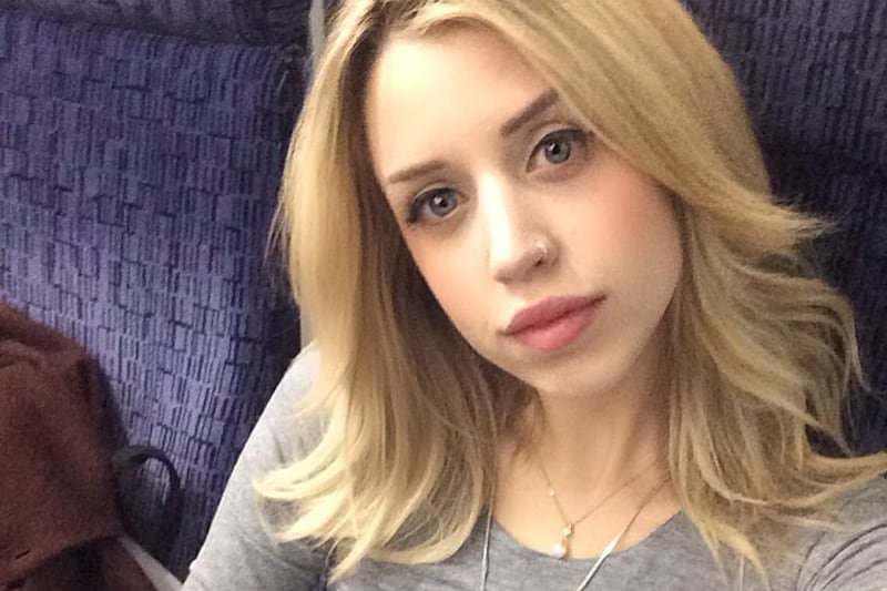 articles/2014/04/07/british-socialite-and-young-mum-peaches-geldof-dies/130407-peaches-geldof-sykes-tease2_reay0f