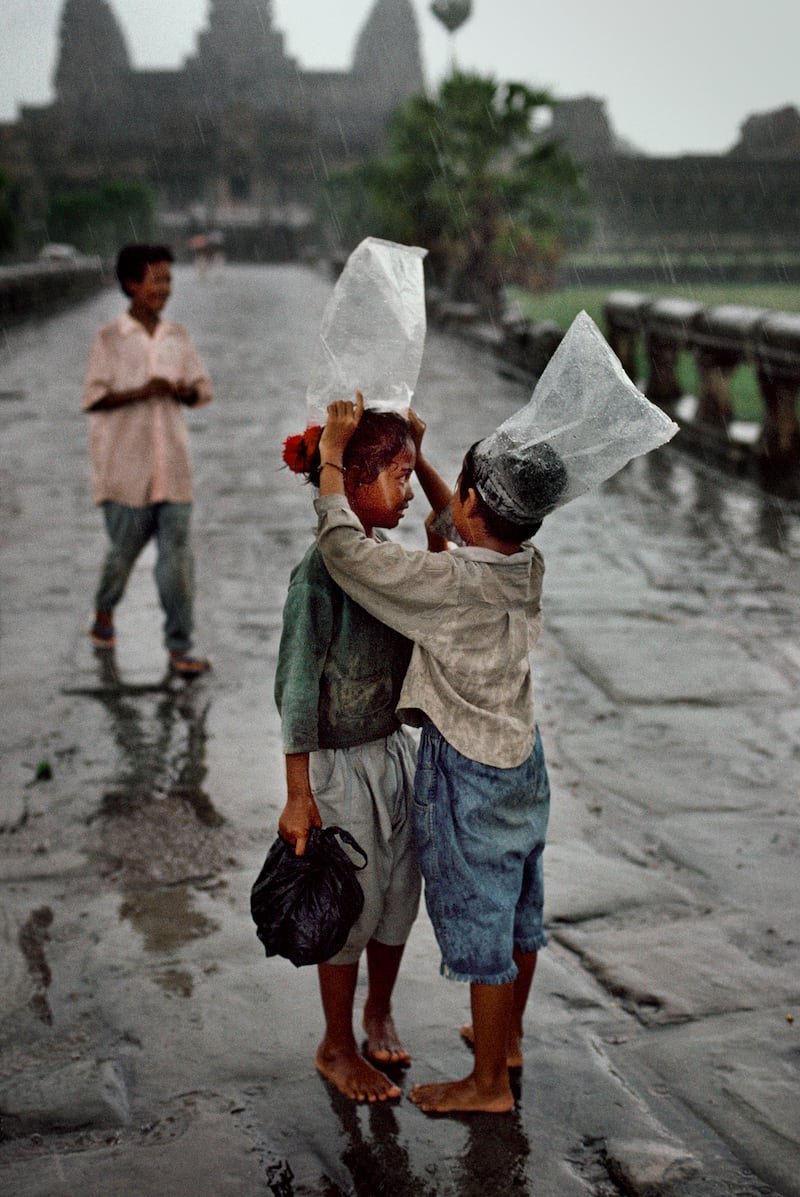 p.332_McCurry_Cambodia_k7lmht