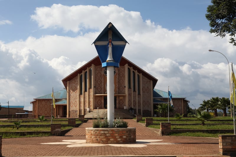 articles/2014/04/20/did-the-virgin-mary-warn-rwanda-s-holiest-town-of-the-genocide/140418-rwanda-tease_yrph6t