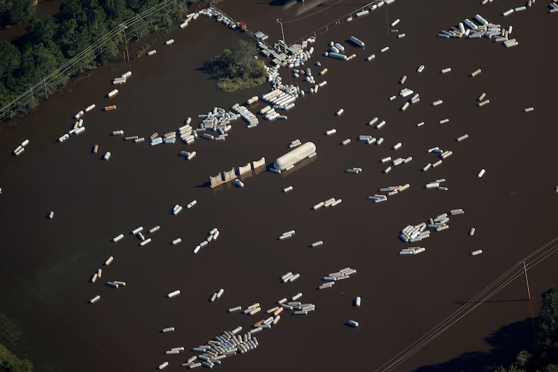 galleries/2016/10/11/north-carolina-under-water-after-hurricane-matthew-photos/161011-NC-flooding06_vcwlsx