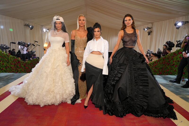 met-gala-Kylie-Jenner_-Khloé-Kardashian_-Kourtney-Kardashian_-and-Kendall-Jenner_ziglqw