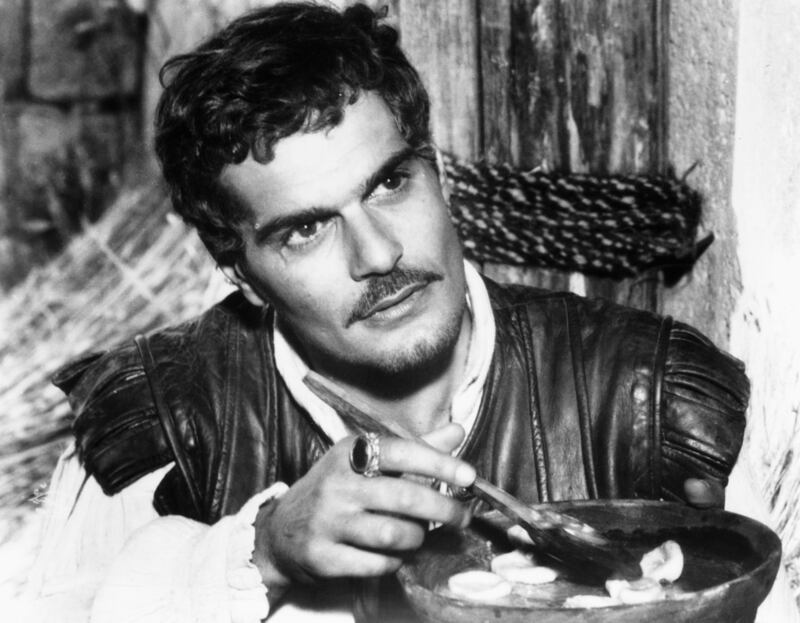 galleries/2015/07/10/beyond-lawrence-of-arabia-omar-sharif-s-best-roles-photos/150710-omar-sharif-02_mvuqye