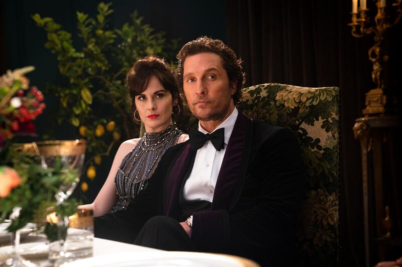 Michelle Dockery and Matthew McConaughey in The Gentlemen.