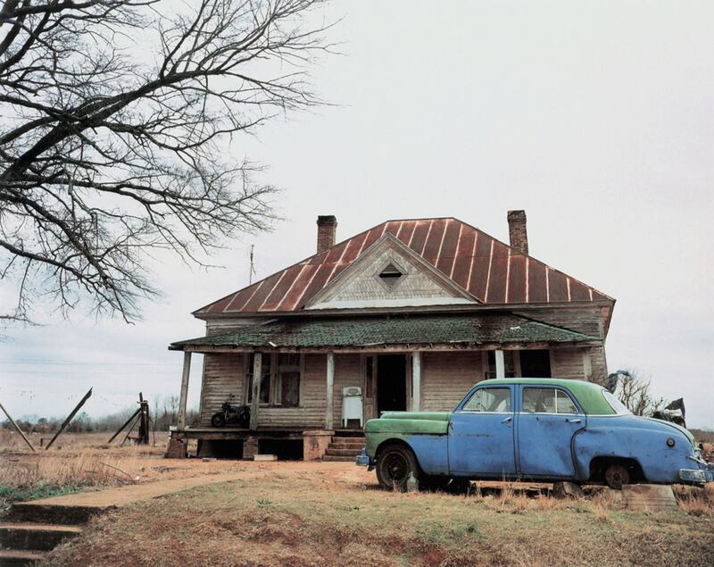 galleries/2016/12/04/william-christenberry-s-haunted-south/161202-william-christenberry-gal-01_gjuyst