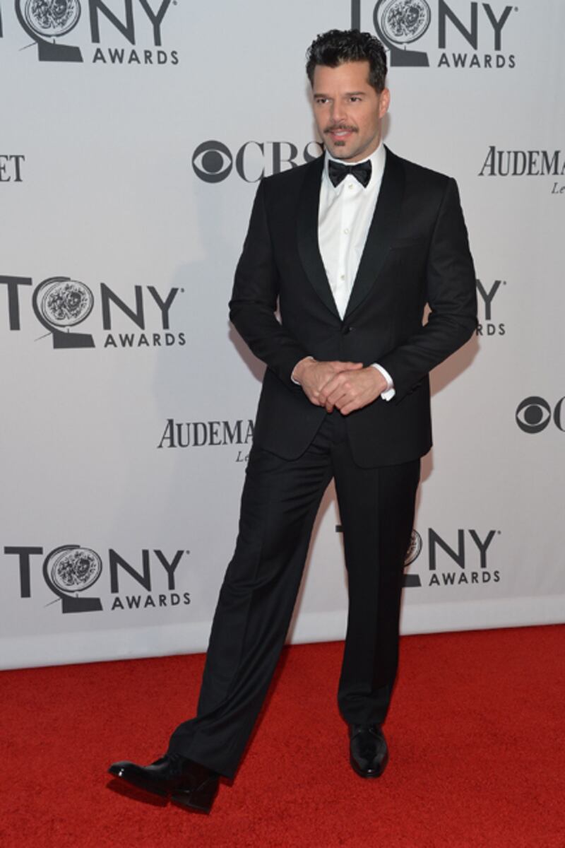 galleries/2012/06/10/2012-tony-awards-red-carpet-neil-patrick-harris-bernadette-peters-and-more-photos/tony-awards-martin_vknbsa