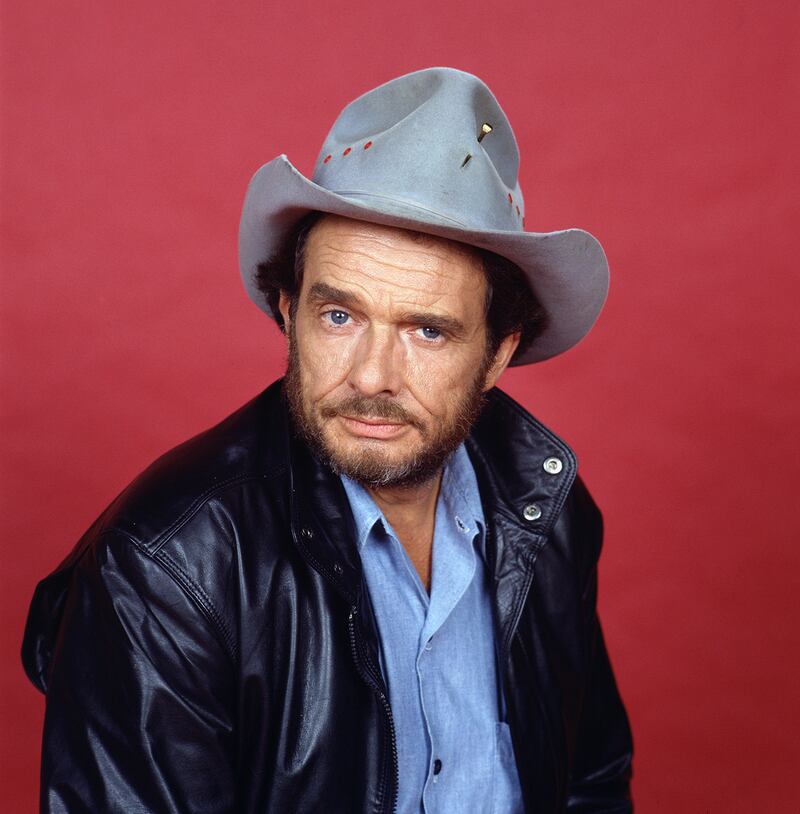 galleries/2016/04/06/merle-haggard-country-legend-dead-at-79/160406-haggard-04_sjhn8n