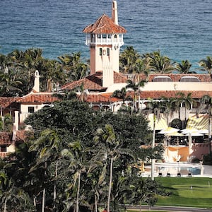 190402-rawnsley-mar-a-lago-tease_supgu7