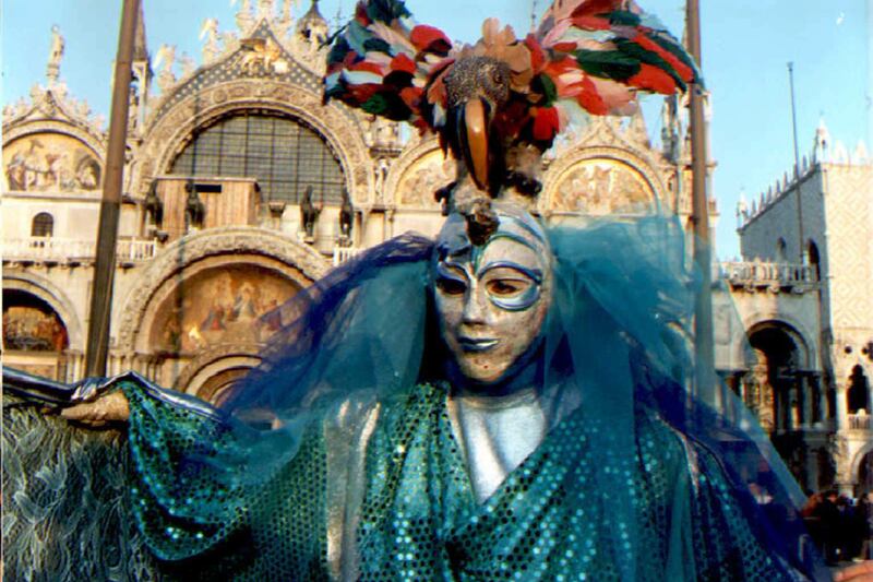 galleries/2014/03/04/vintage-mardi-gras-madness-around-the-world-photos/140303-vintage-mardi-gras28_xwjdgk