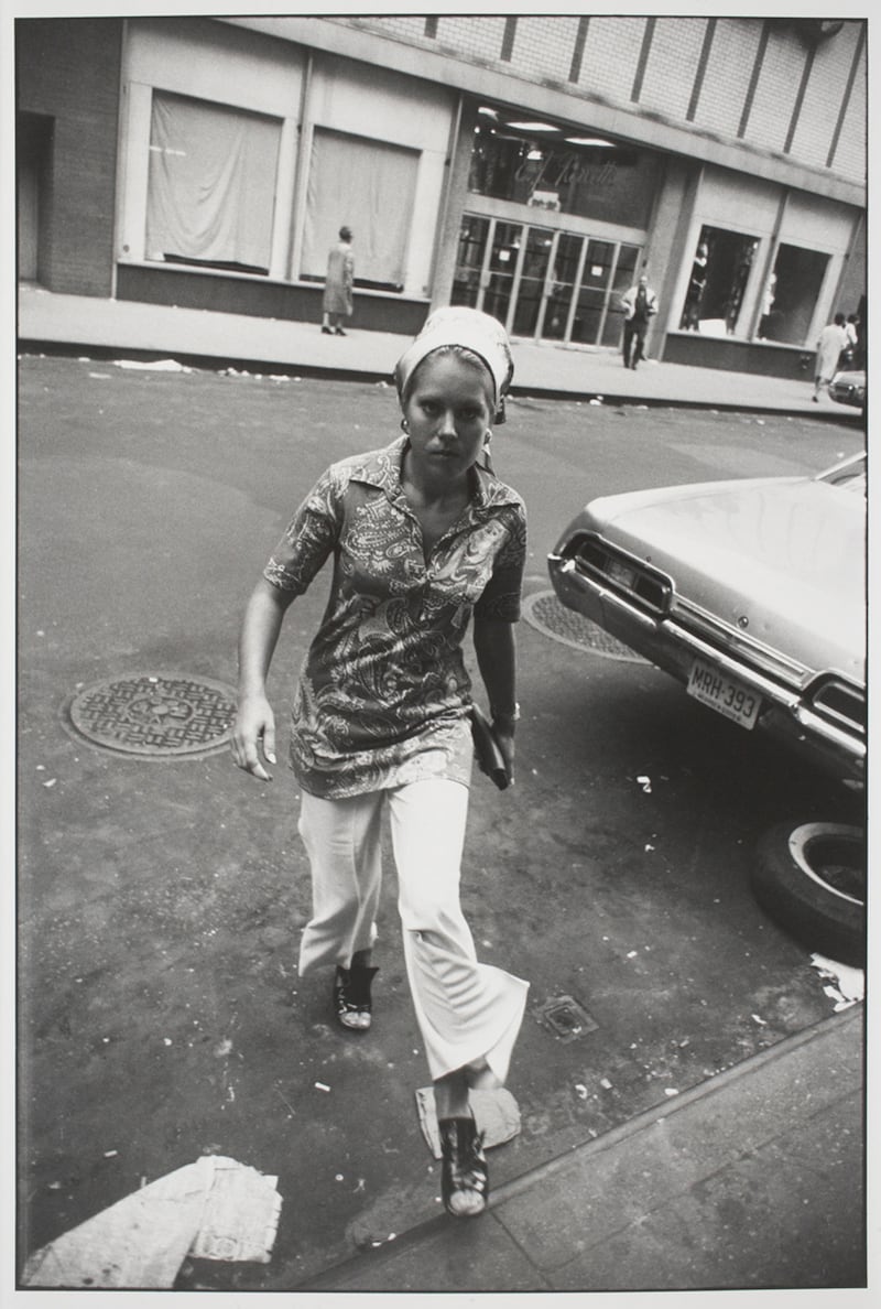 galleries/2013/08/10/garry-winogrands-women-are-beautiful-photos/winogrand-women-1_r3rr44