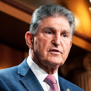 211220-Perano-Manchin-congressional-Dem-tease_krwcab