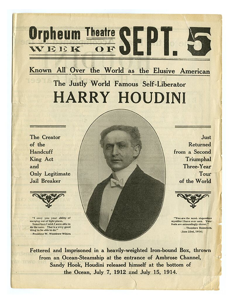 galleries/2014/08/22/harry-houdini-s-bag-of-tricks-on-the-auction-block-photos/140821-houdini-self-liberator-tease_mjetqi