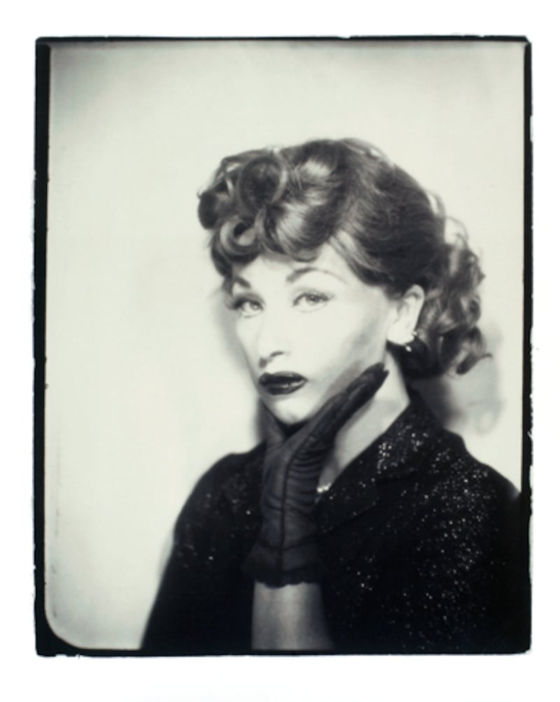 galleries/2012/05/25/rare-cindy-sherman-self-portraits-from-austria-s-verbund-photos/gal-cindy-sherman-gopnik-07_r5jvsc