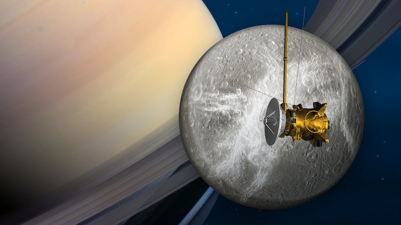 articles/2015/08/16/cassini-buzzes-saturn-s-moons-for-the-last-time/150814-branom-saturn-moons-embed2_socsn2