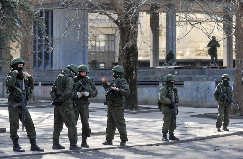 galleries/2014/02/28/crimea-in-chaos-and-crisis/140301-crimea-update-11_nqk31m