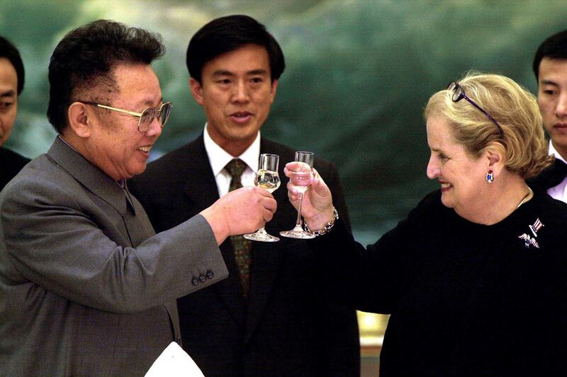 galleries/2011/12/19/kim-jong-il-life-in-photos/kim-jong-il-9_ceplfi