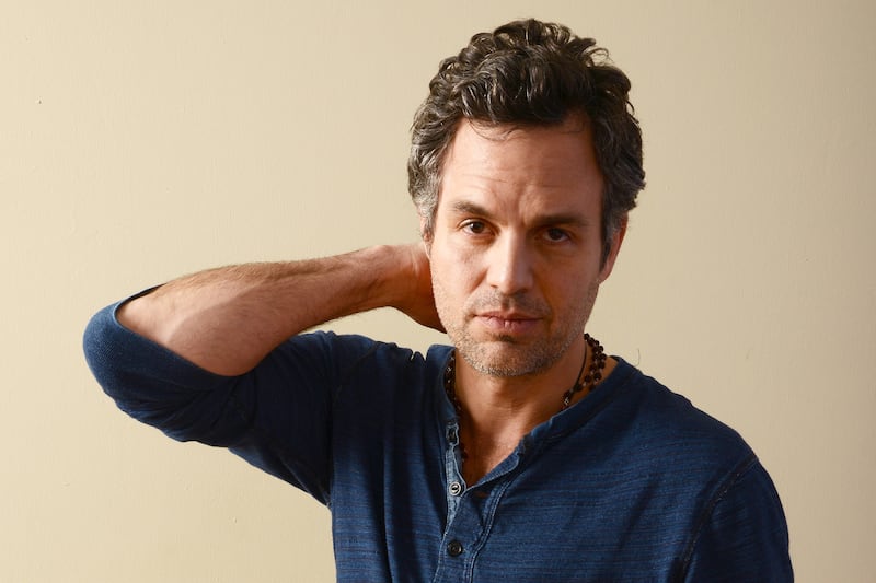 articles/2014/06/30/mark-ruffalo-wants-war-crimes-charges-for-iraq-s-gop-warmongers-talks-begin-again-and-avengers/140628-stern-ruffalo-tease_riwnlt