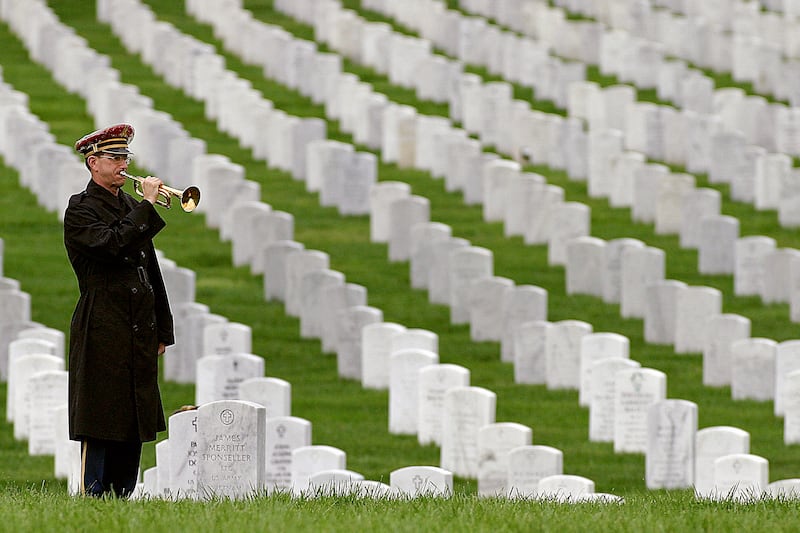 articles/2014/05/26/the-names-you-don-t-hear-nearly-200-women-have-died-in-iraq-and-afghanistan/140523-hoyt-memorialized-tease_ymbxkt