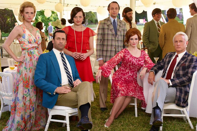 articles/2015/04/05/mad-men-s-sex-crazed-return-don-draper-continues-his-downward-spiral/150404-stern-mad-men-returns-tease_xx92za