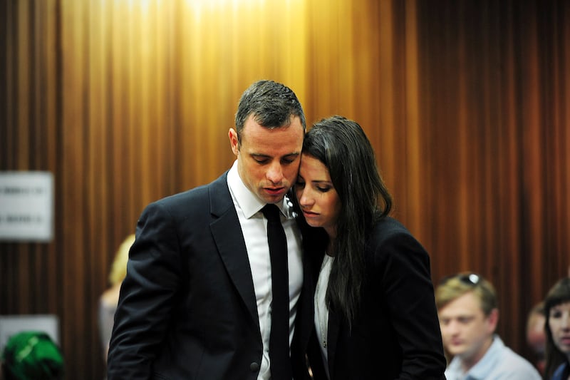 articles/2014/03/19/bullets-expert-recounts-reeva-steenkamp-s-terrifying-final-moments/140319-berold-pistorius_kfrfih