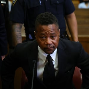 2022-10-13T145608Z_1207669437_RC2E0X95866L_RTRMADP_3_PEOPLE-CUBA-GOODING-JR.JPG_y78pr4