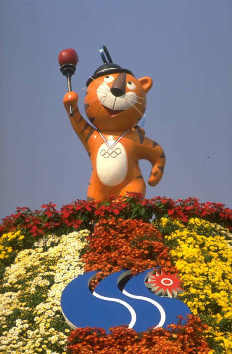 galleries/2012/07/27/wacky-olympic-mascots-over-time-photos/gal-olympic-mascots-1988s_crwosb