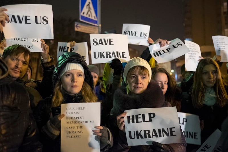 articles/2014/03/04/euromaidan-protesters-we-want-u-s-protection/140304-dettmer-euromaidan-tease_fxgtlz