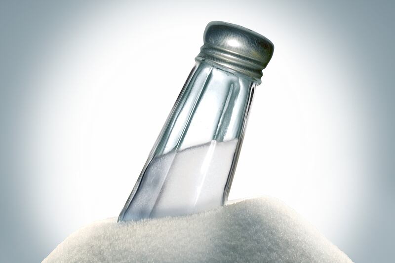 articles/2014/05/05/the-truth-about-salt-should-you-shake-the-habit/140505-salt-dailyburn-tease_sobekv