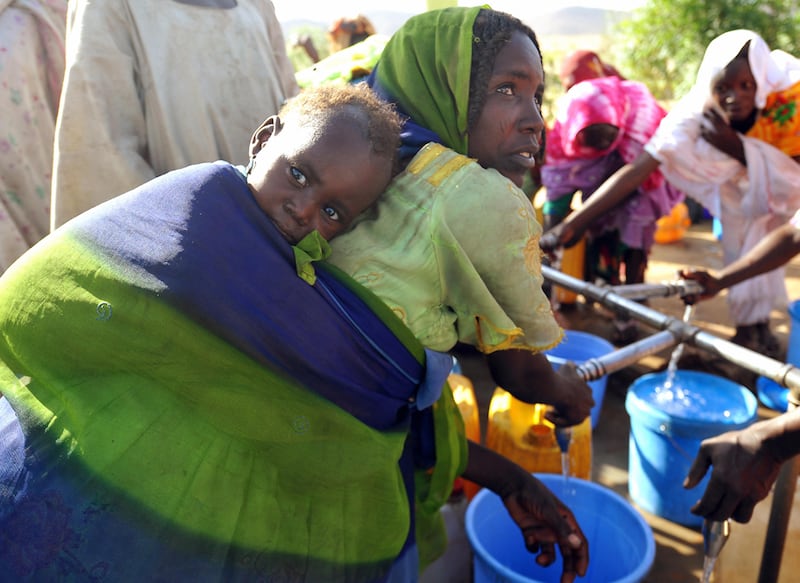 galleries/2010/11/06/darfur-conflict/clooney-darfur-conflict-7_pkndj7