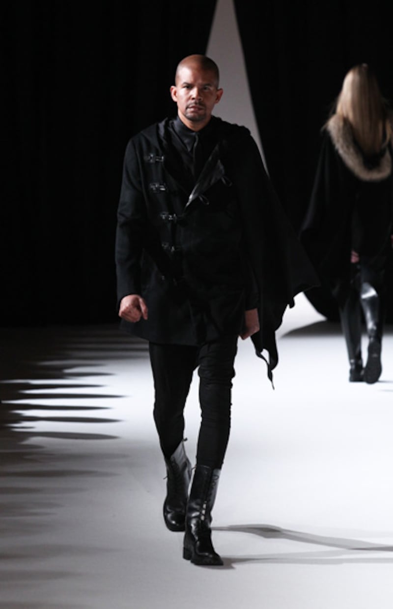 articles/2012/12/12/will-i-am-fashion-designer/will.i.am-clothing-line-embed-2_lgvvlw