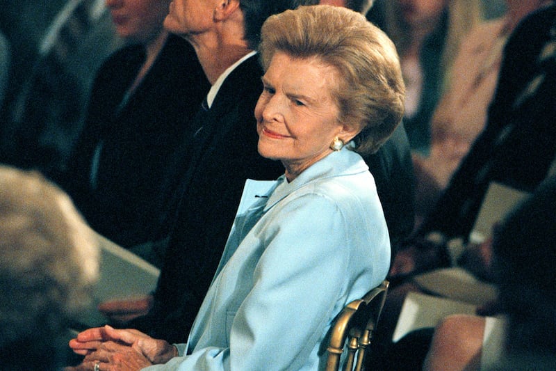 articles/2011/07/10/betty-ford-my-time-with-her-in-the-white-house/betty-ford-obituary-tease_svezid