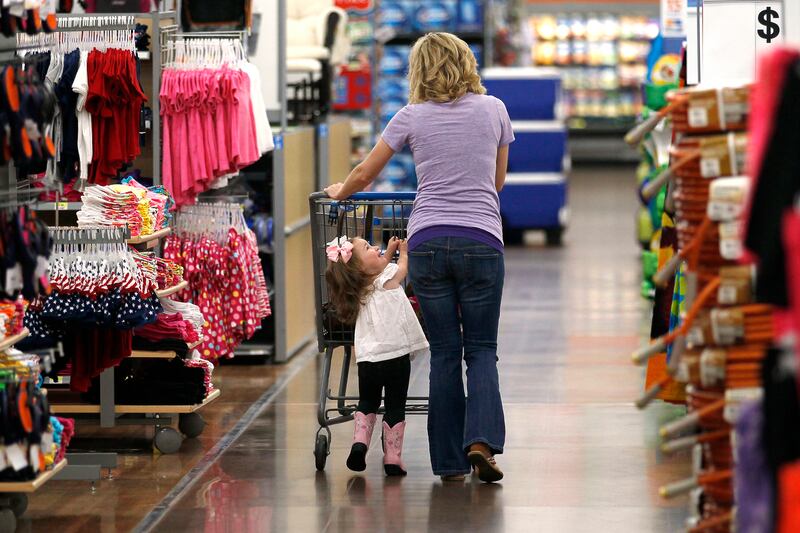 articles/2013/10/18/walmart-moms-are-furious-with-washington/131017-walmart-moms-tease1_ldv0dg