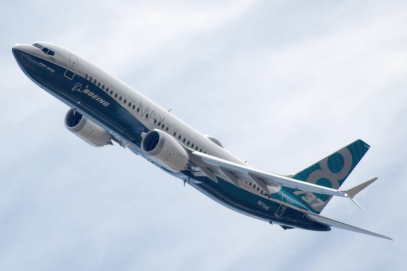 Boeing_737-8_MAX_N8704Q_rotated_avxvvc