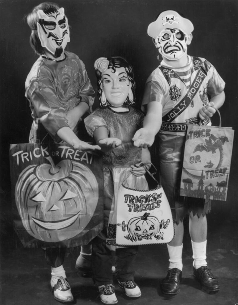 galleries/2010/10/27/vintage-kids-halloween/vintage-kids-halloween-10_m0n0u1