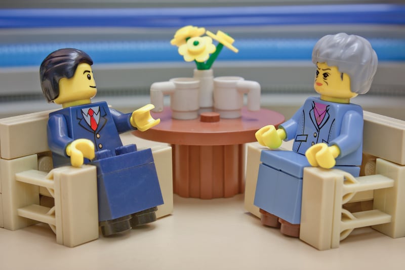 galleries/2014/02/15/presidential-assassins-in-lego-from-lincoln-and-jfk-to-obama-photos/lego-assassination-3_d397ww