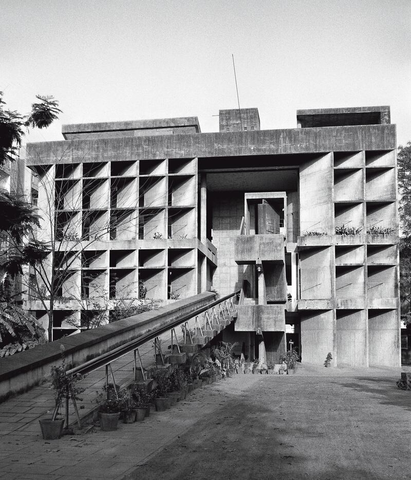 galleries/2015/08/30/le-corbusier-s-brutally-complex-legacy-photos/150627-le-corbusier-04_otouri